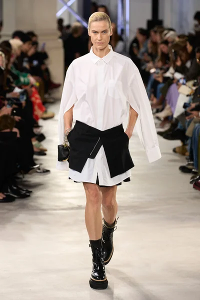 Look 5